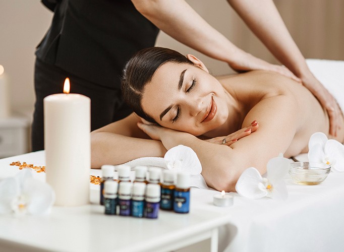 Aromatherapy Massage Therapy Training